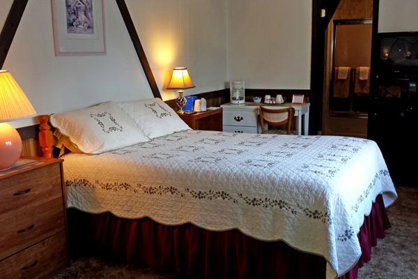 The Stone House Motel & Motor Lodge Ticonderoga Bagian luar foto